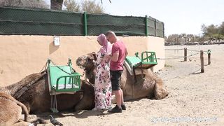Hatalmas csöcsű arab lány dugása
