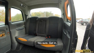 Fake Taxi - Tini kiscsaj és a hatalmas taxis kukac