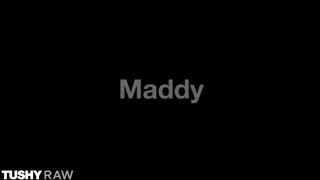 TUSHYRAW - Maddy May ánusza jól megdöngetve