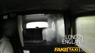 FakeTaxi - vörös rövid hajú spiné szúk muffja