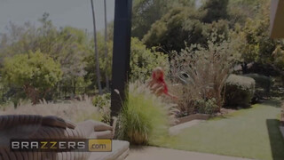 Brazzers - Phoenix Marie popsija is megdöngetve
