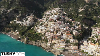 TUSHY - a hotel menedzserrel kúr a fullos picsa