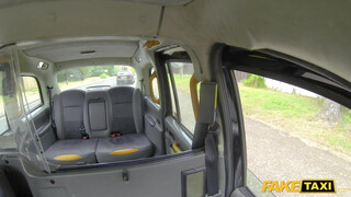 Fake Taxi - Kira Noir a gyönyörű csoki bula