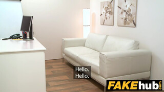 Fake Agent - hatalmas cickós ázsiai nőci