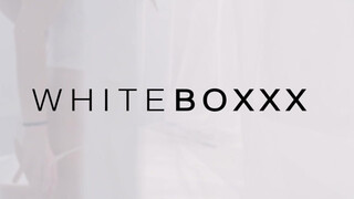 WhiteBoxxx - kettő ultra szexy leszbikus kényezteti egymást