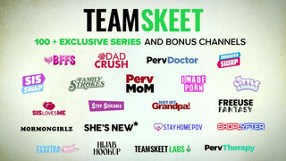TeamSkeet - szexy félénk tini csajszit beavatják