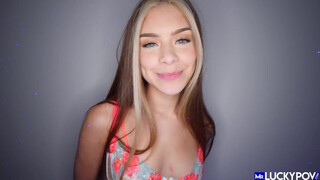 Igazán izgató 18 éves nőci