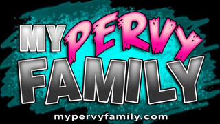 Skylar Vox a méretes cicis húgi - MyPervyFamily