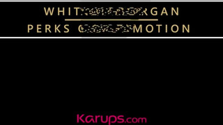 Karups - Whitney Morgan kefél a tini csávóval