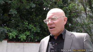 Sindee Dix az óriás keblű háziasszony