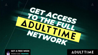 ADULT TIME - Érzéki, romantikus legelső szeretkezés a friss leszbi feleségek, Charlotte Sins és Melissa Stratton között